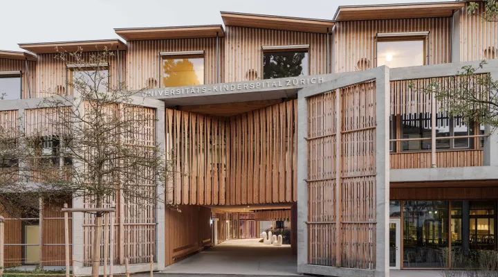 Haupteingang des neuen Akutspitals des Kinderspitals Zürich 
