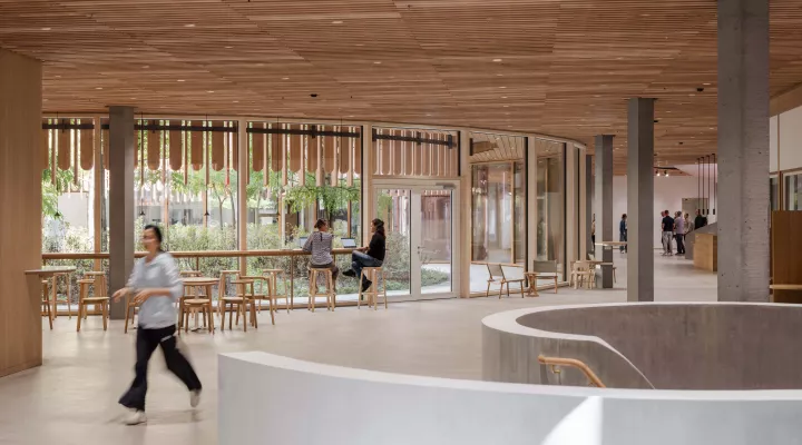 Ein Gang im neuen Akutspital des Kinderspitals Zürich