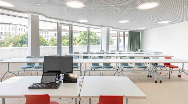 Ein Kursraum im Gebäude für Forschung und Lehre des Kinderspitals Zürich