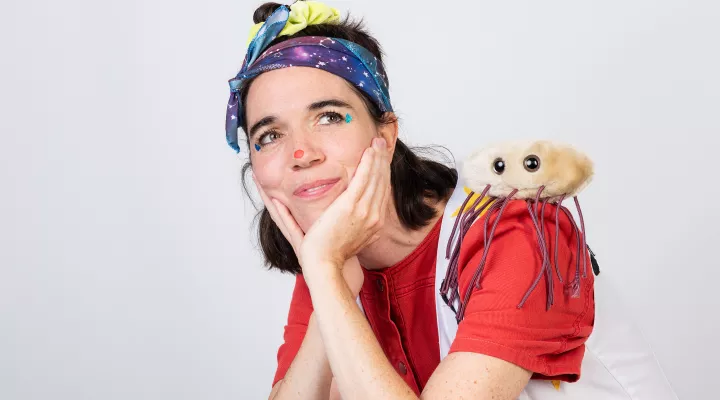 Ein Portrait von der Spitalclownin Giga