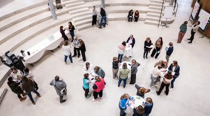 Strategie und Vernetzung, Gleichstellung und Diversität, Lichthof F&L