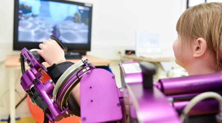 Intensität und Motivation in der roboterunterstützen Therapie der oberen Extremitäten der Einfluss von Spieldesign