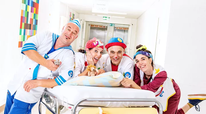 Team Spitalclowns, Dr. Dada, Prof. Prof. Flippa, Dr. Knopf, Prof. Giga