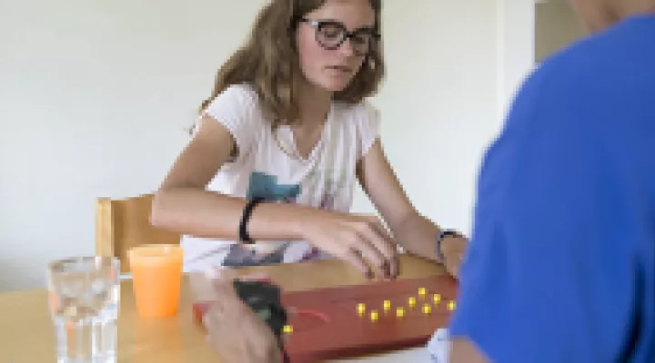 Epo_kids_Forschung_mädchen