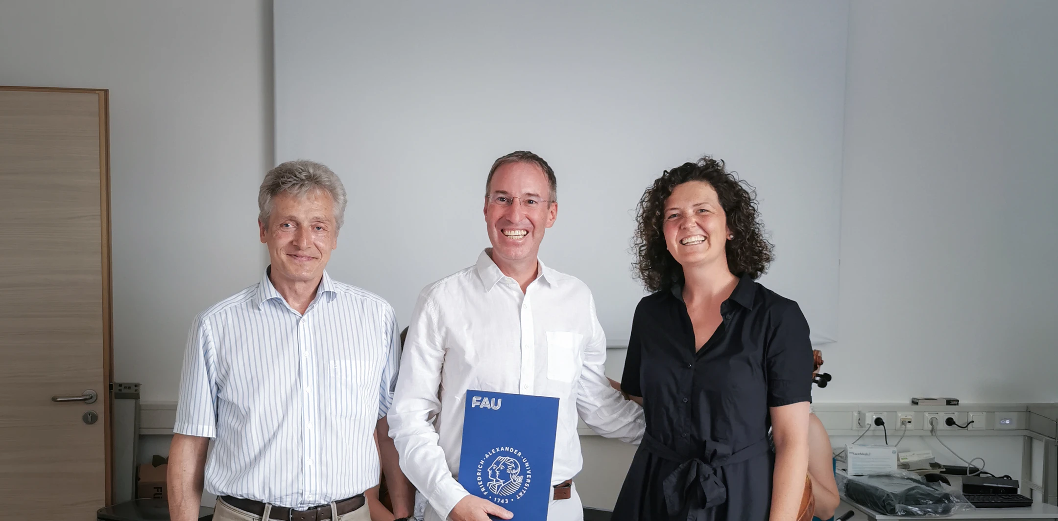 Prof. Dr. Holm Schneider, Prof. Dr. Ueli Möhrlen, Dr. Katharina Hermes