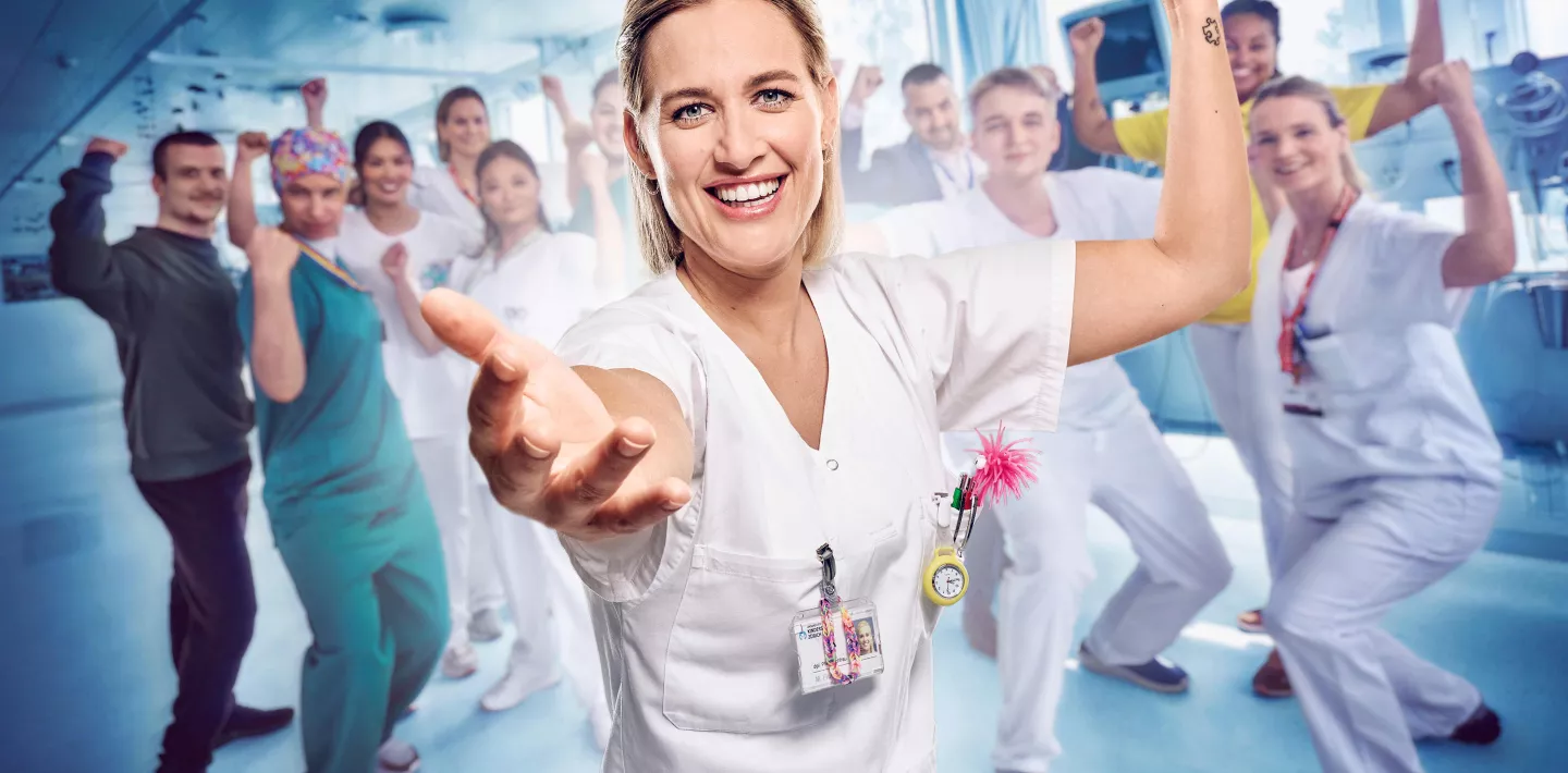 Pflegefachfrau mit Mitarbeitenden des Kinderspitals