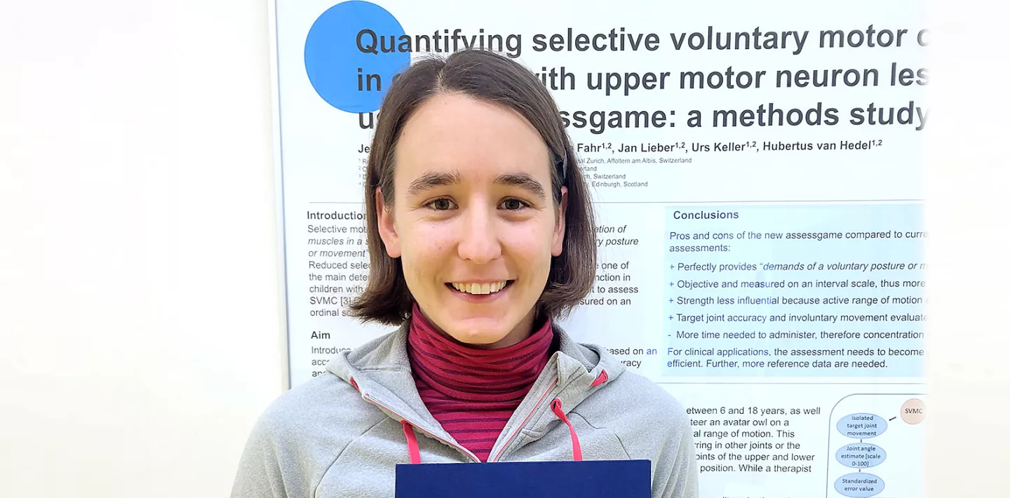 Annina Fahr, Doktorandin Kinder-Reha Schweiz, bekommt von der Stiftung Susanne Klein-Vogelbach Stiftung den Susanne Klein-Vogelbach Special Award 2022