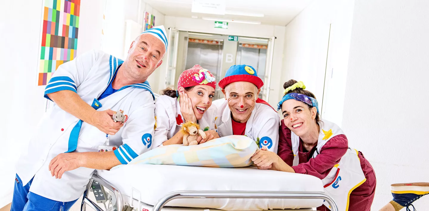 Team Spitalclowns, Dr. Dada, Prof. Prof. Flippa, Dr. Knopf, Prof. Giga