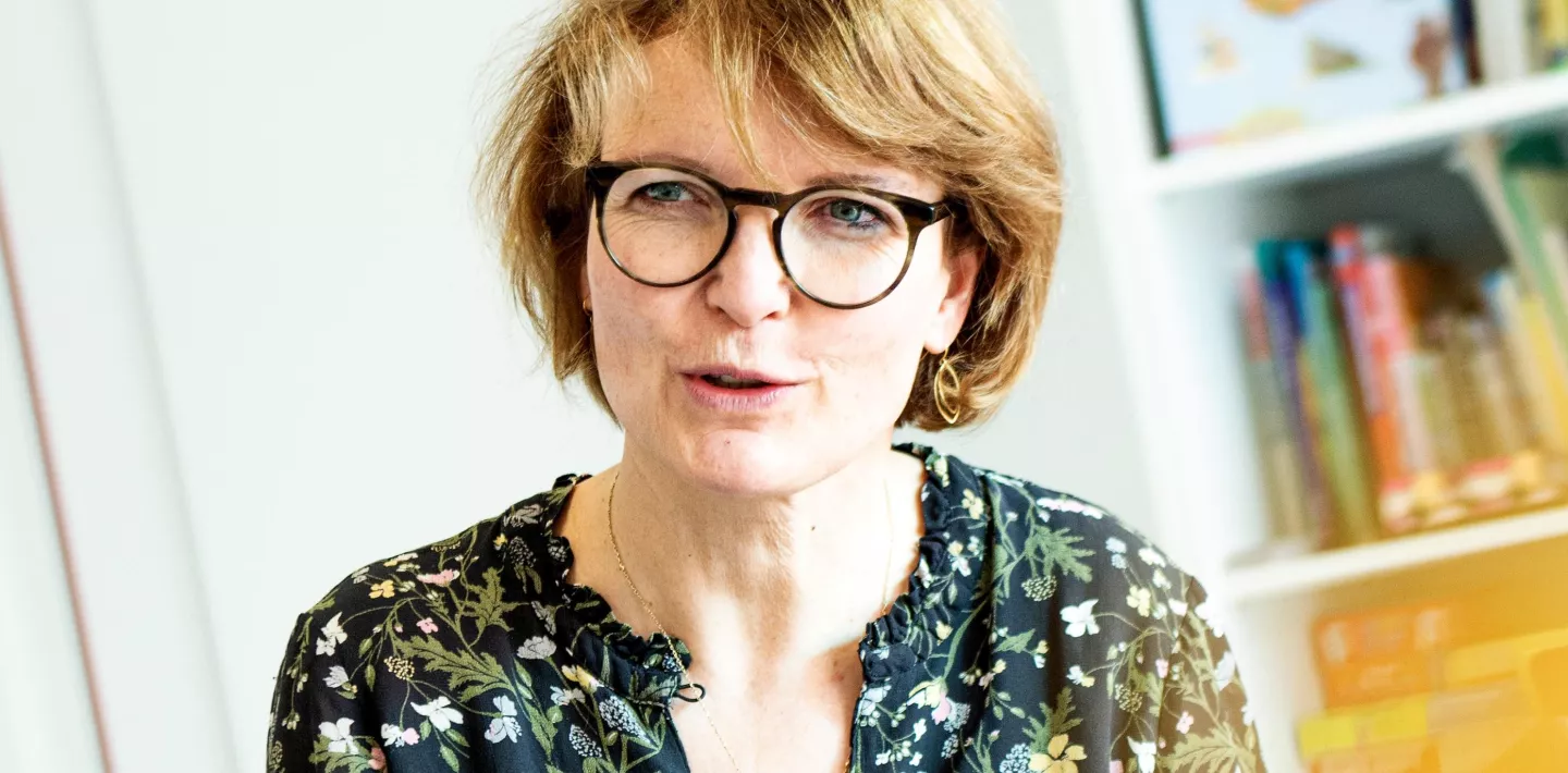 Die Leiterin der Spitalschule im Gespräch. 