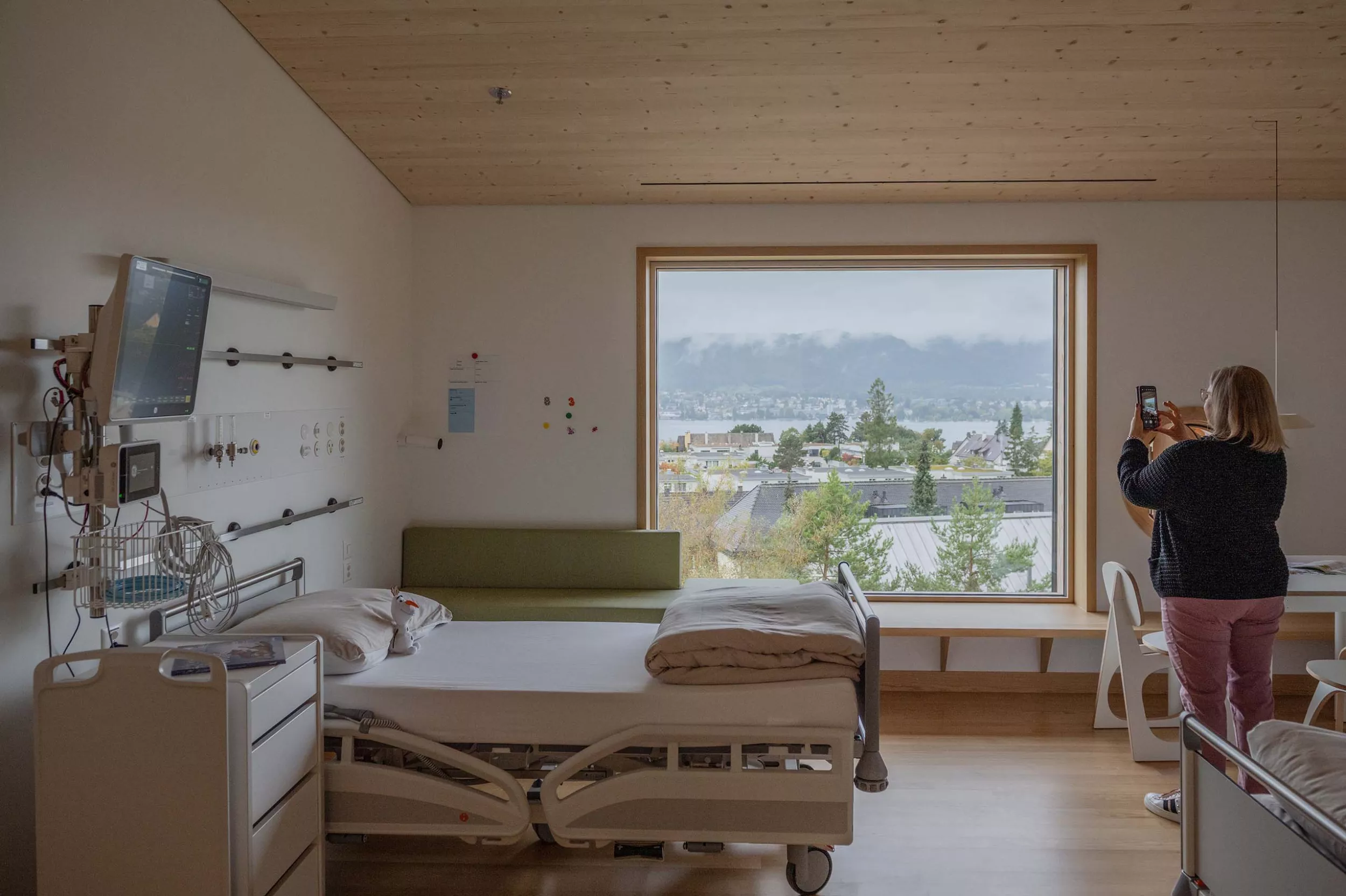 Blick aus einem Patientenzimmer im Akutspital des Kinderspitals Zürich