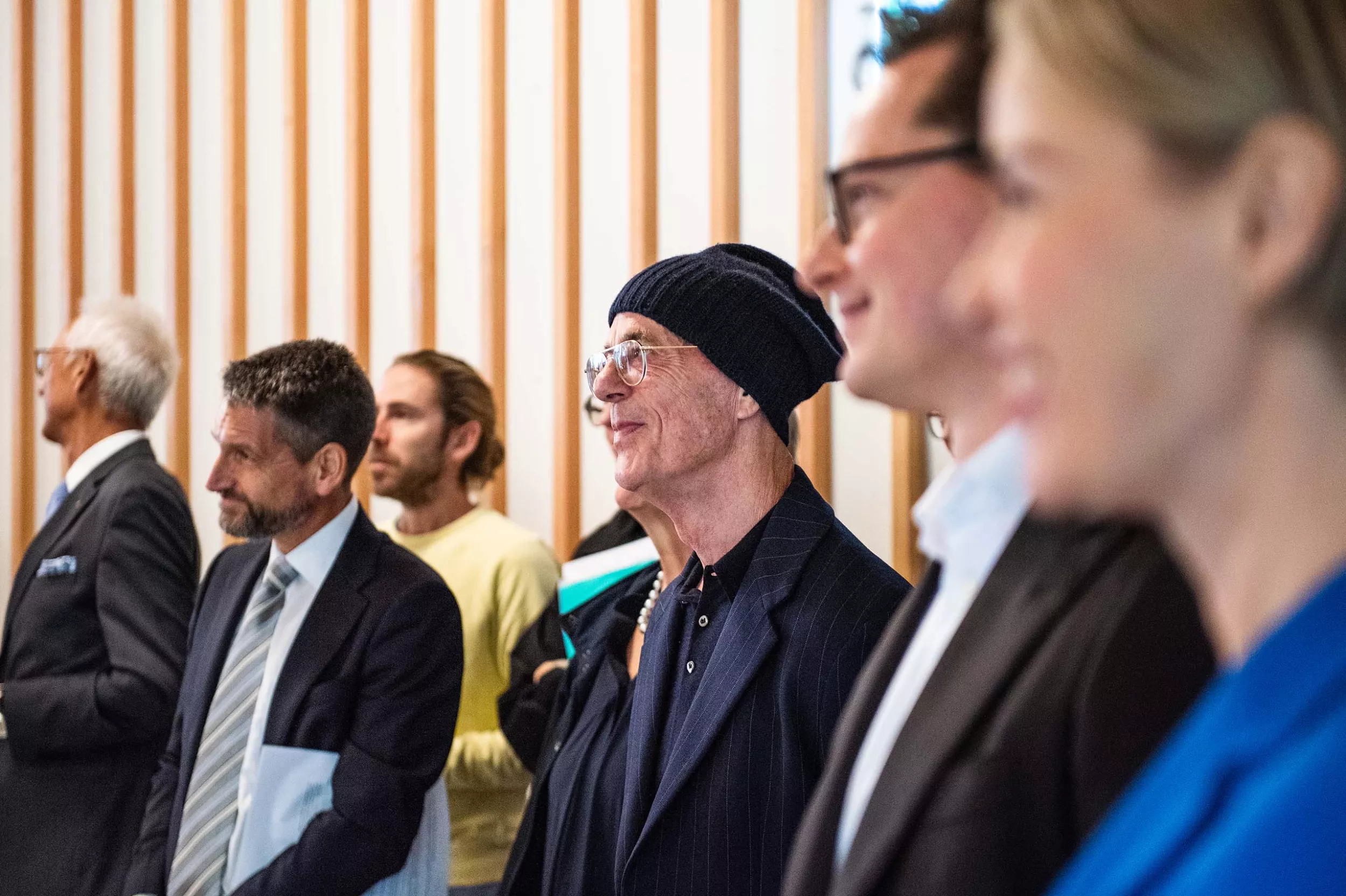 CEO Georg Schäppi, Architekt Jacques Herzog und Regierungspräsidentin Natalie Rickli bei der Einweihung des neuen Kinderspitals Zürich