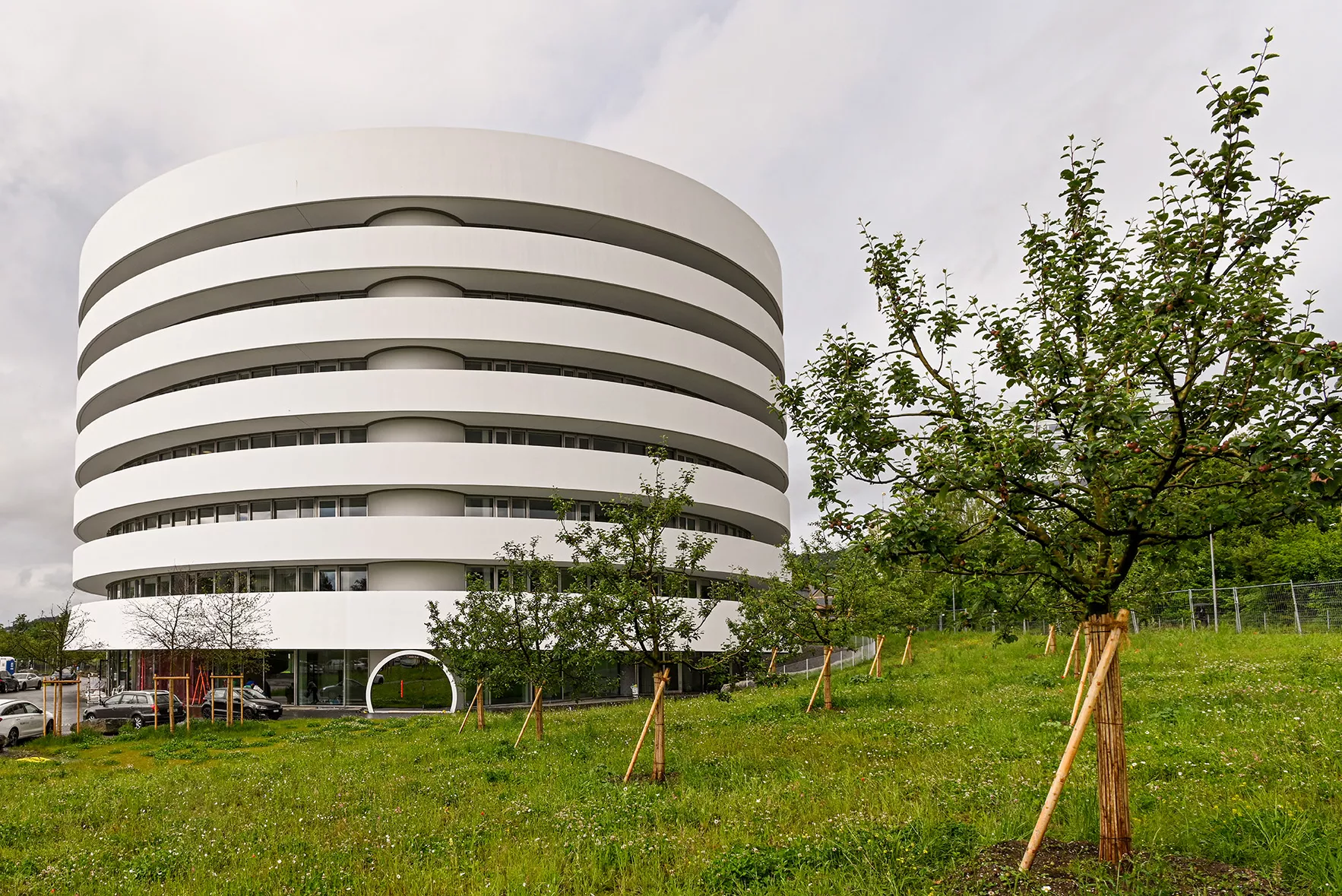 Aussenansicht des neuen Gebäudes für Forschung und Lehre des Universitäts-Kinderspital Zürich