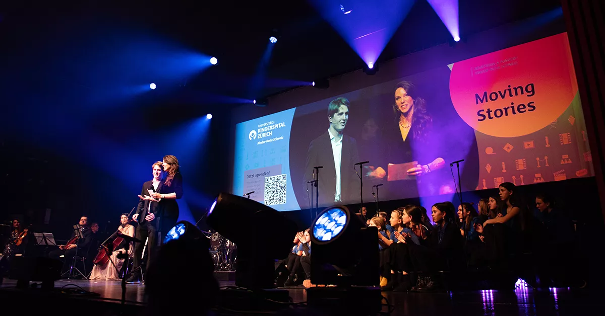 Patient Gordon und Kiki Maeder bei der Benefizgala der Kinder-Reha Schweiz 2024