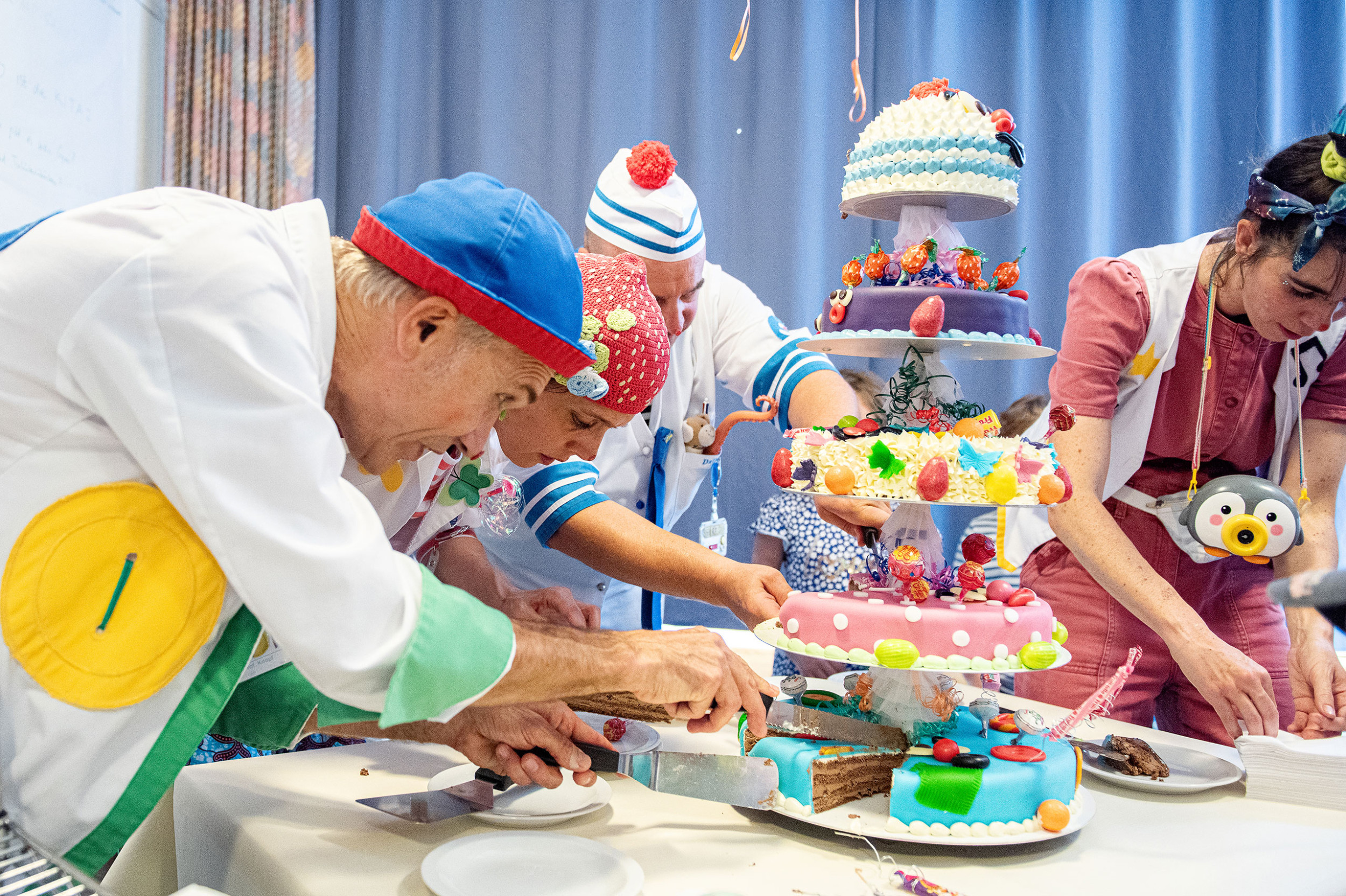 Geburtstagsparty für 5 Jahre Clowns im Kinderspital mit Flippa, Dada, Knopf und Giga