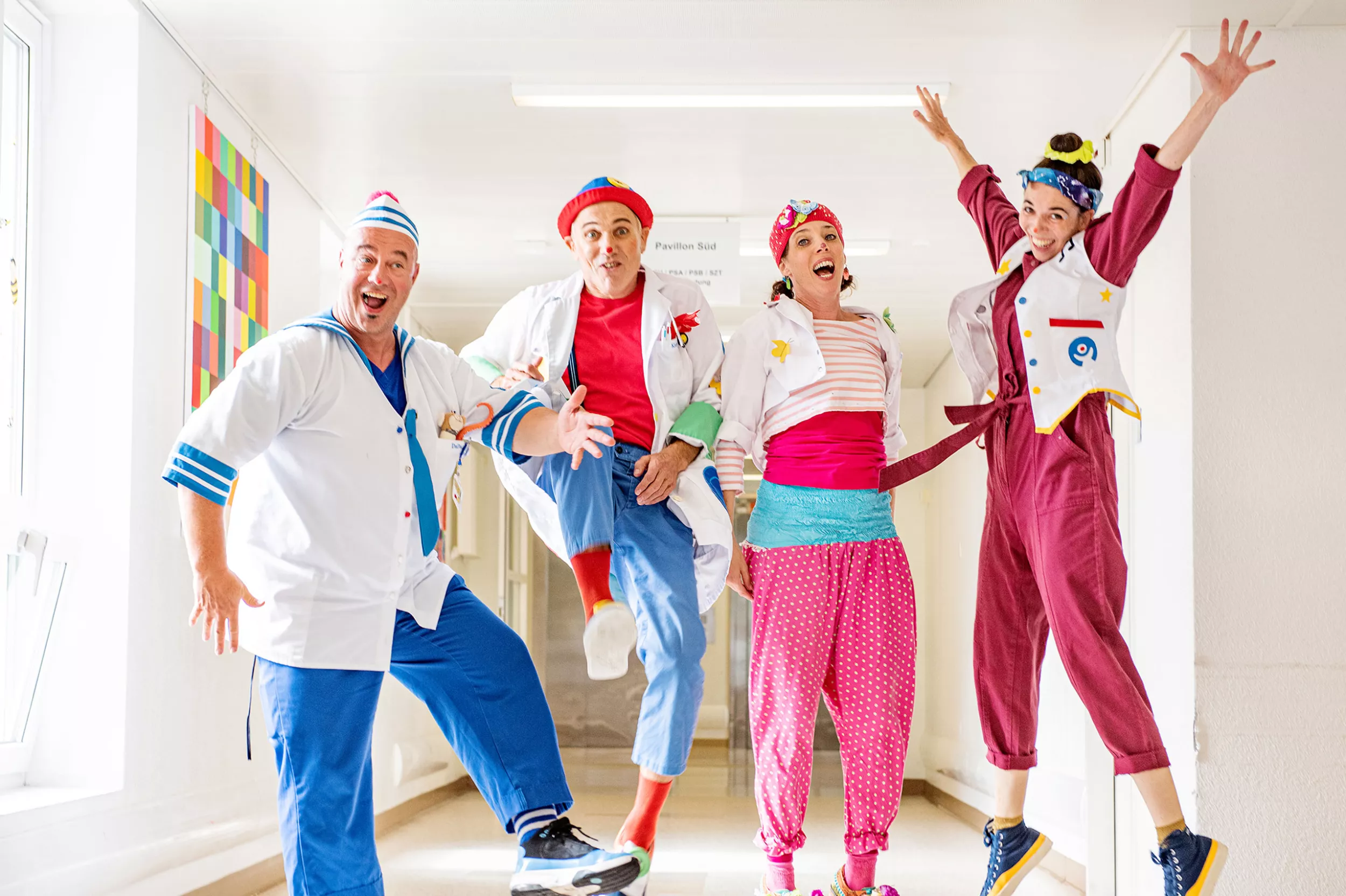 Dr. Dada, Dr. Knopf, Prof. Flippa, Prof. Mega Giga, Spitalclowns