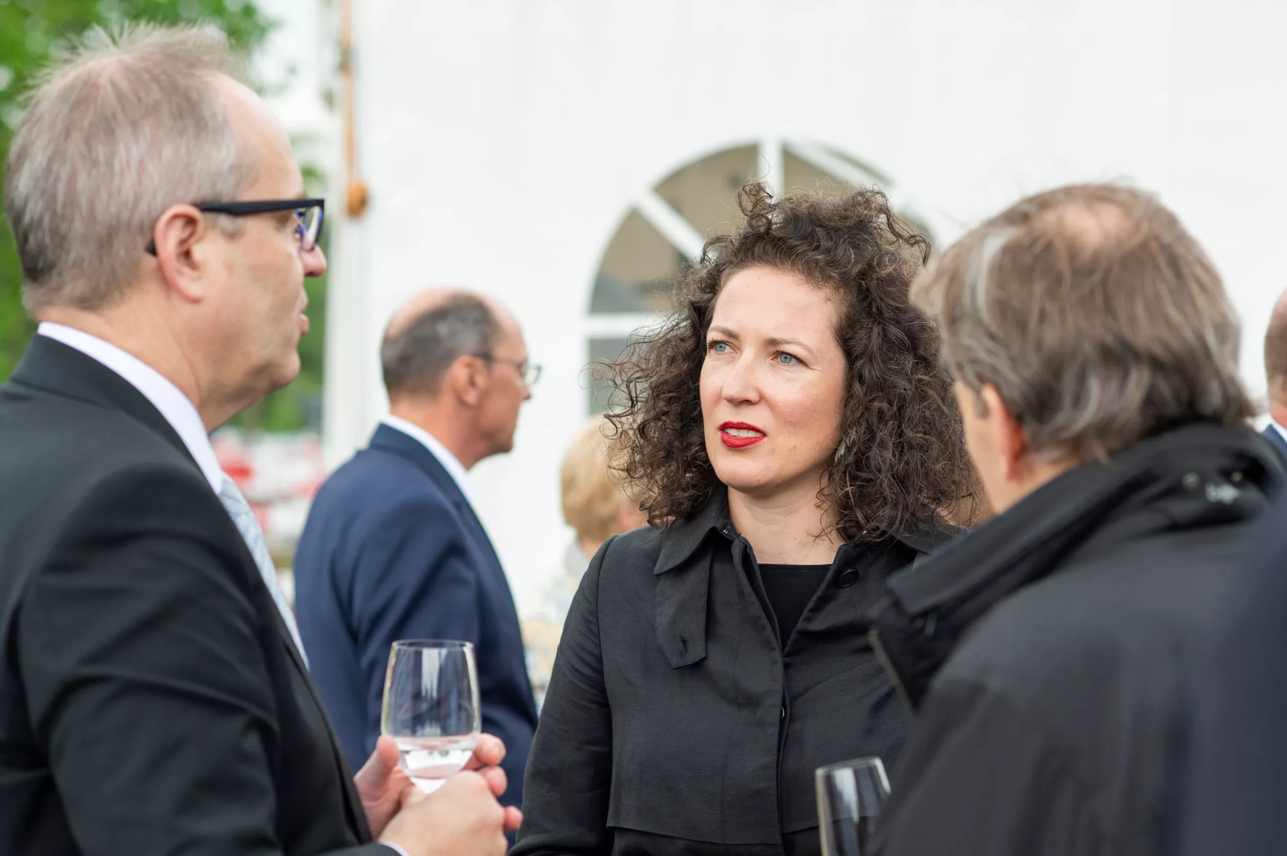 Unterhaltung zwischen Gästen Neubau Kinderspital 