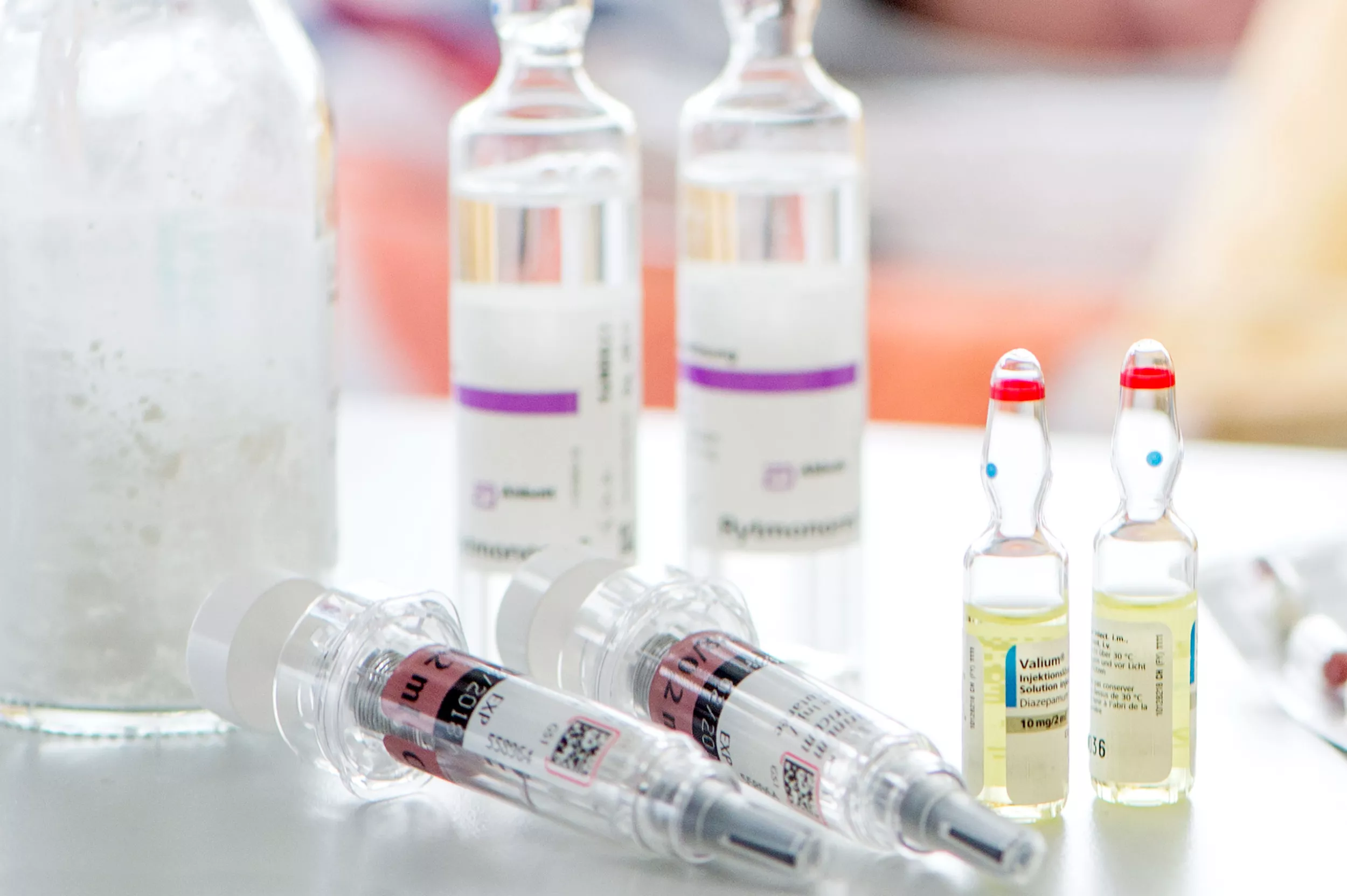 Pharmazie, Medikamente im Patientenzimmer