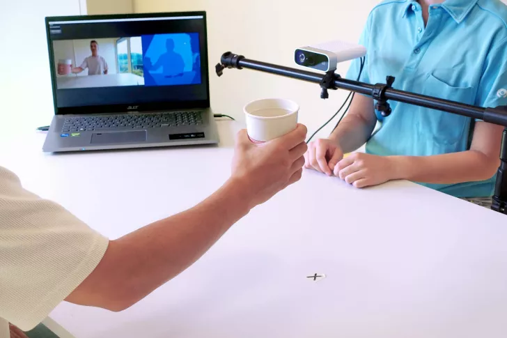 Bei einem 3D-Bewegungstracking werden Bewegungen in verschiedenen Körperbereichen beobachtet und mit einer speziellen Kamera gefilmt