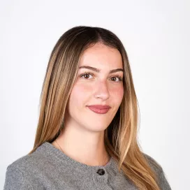 Frau Sara	Cazimi, Arztsekretärin, Fachbereichssekretariat Orthopädie-Traum