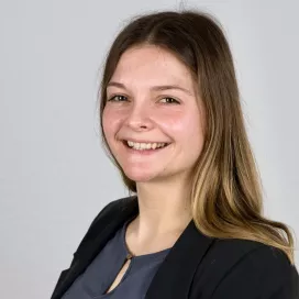 Portraitfoto von Larissa Schori, Forschungsgruppe Leukämien, Universitäts-Kinderspital Zürich