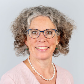 Anita Schneider, Pflegefachfrau Aufwachstation, Berufsbildnerin Pflege