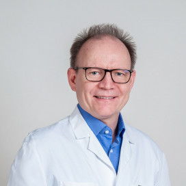 Portrait von dem Arzt Carsten Posovszky von der Abteilung Gastroenterologie