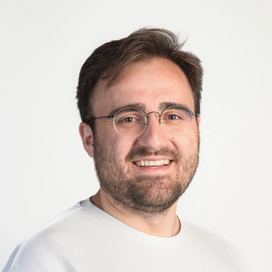 Herr Florent Aziri, Doktorand, Forschung R. Hube