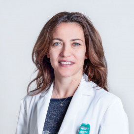 ​Dr. med. Elvira Cannizzaro Schneider Leiterin Rheumatologie